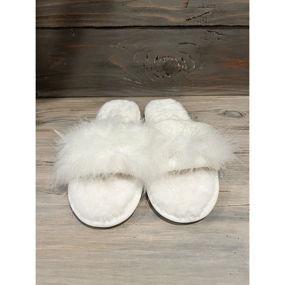 White Faux Fur Open Toe Slippers Size US 9/10 New Cozy Soft